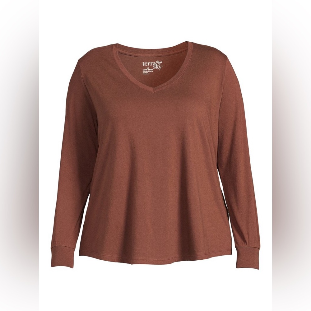 Women's Plus Size V-Neck Tee with Long Sleeves